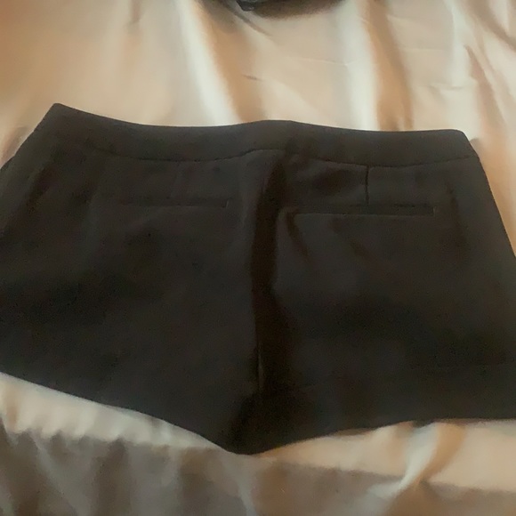 Black Express shorts - Picture 2 of 4